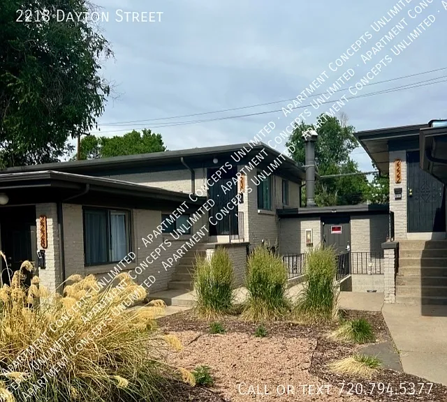 2218 Dayton St — Photo 1