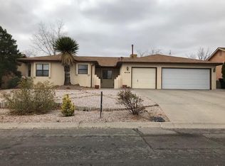 751 Chaps Rd SE, Rio Rancho, NM 87124