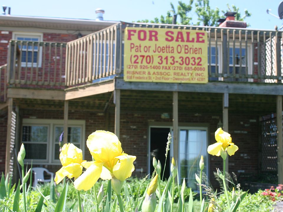 1st image of 4412 Taylor Dr
