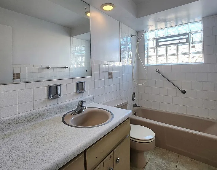 5238 N Neenah Ave #1D — Photo 7