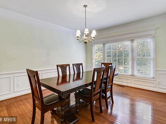 4th image of 20886 Laurel Leaf Ct