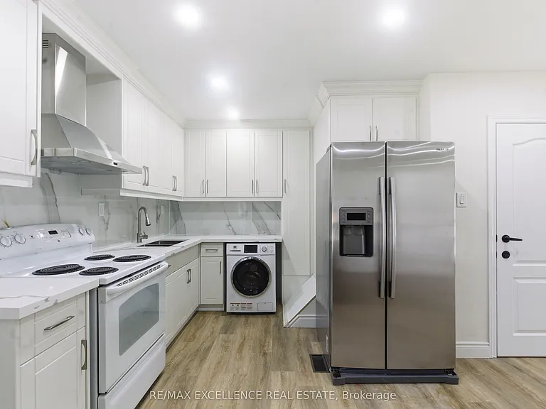 1814 Whitehall Dr — Photo 5
