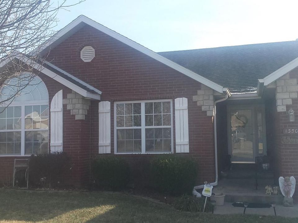 2nd image of 1350 W Kent Cir
