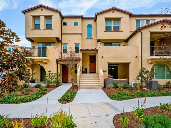 407 Coyote Pass, Lake Forest, CA 92610