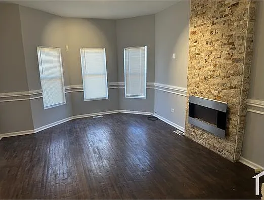 7536 S Maryland Ave #1 — Photo 3