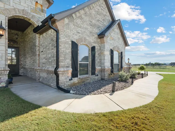 3032 Perkins Ln, Weatherford, TX 76088