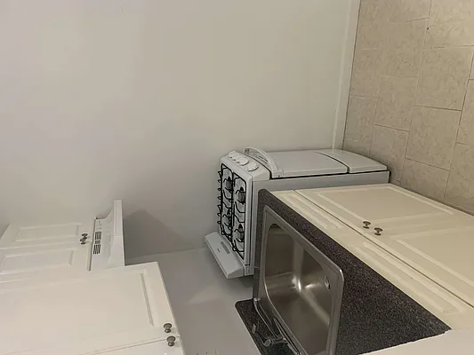 Rented by Contact Realty | media 4