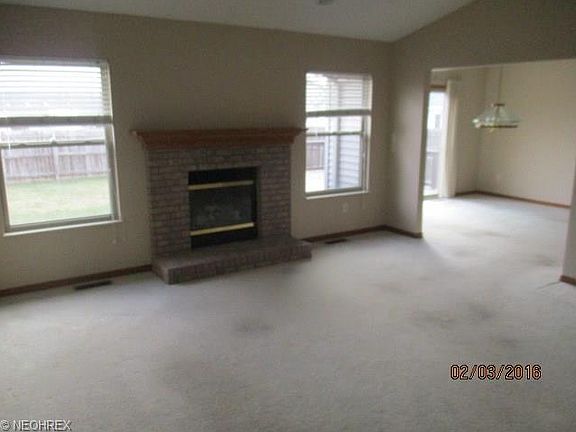 5th image of 542 Oakdale Cir