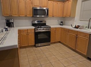17144 Chatsworth St, Granada Hills, CA 91344
