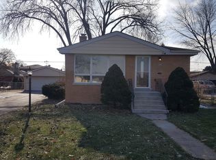 5425 W 83rd St, Burbank, IL