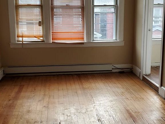 3rd image of 50 Clarke Ave