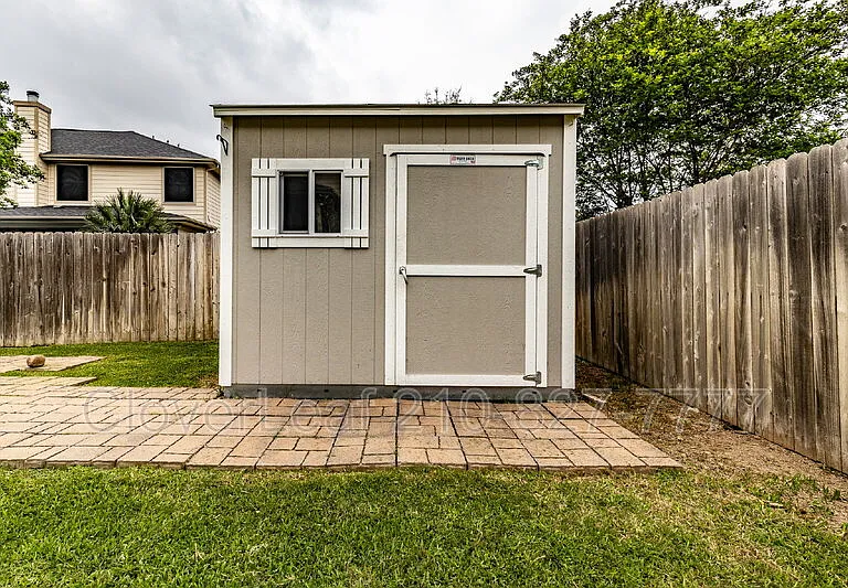 409 Loch Lomond Dr — Photo 43