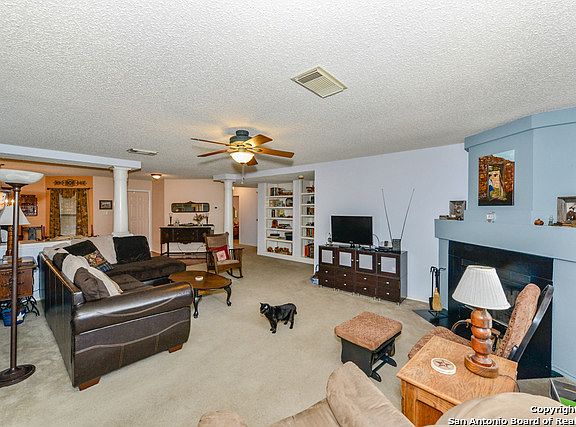 4th image of 2030 Larco Way