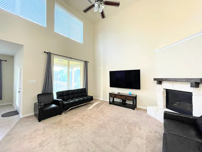 11513 Morrow Ln — Photo 23