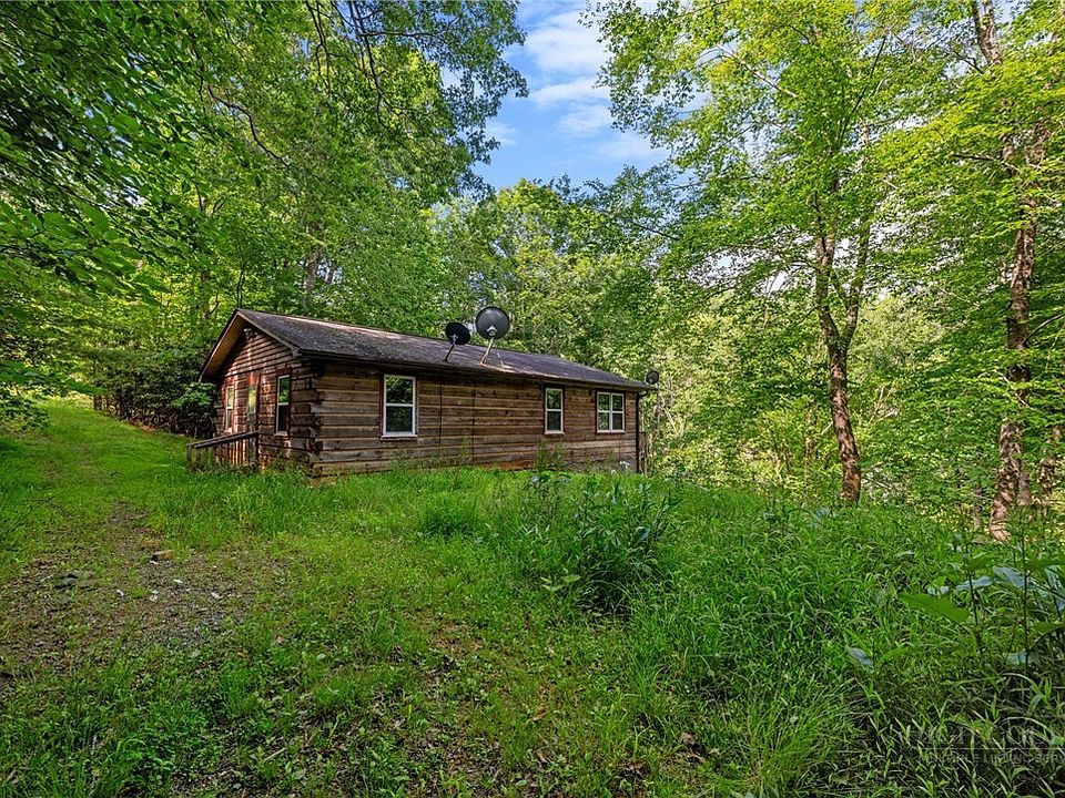 4th image of 2020 Castle Ford Road