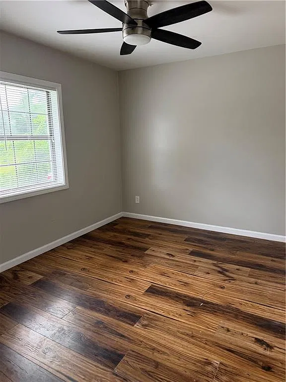1 bed, 1.5 bath, 576 sqft, $1,175 — Photo 4
