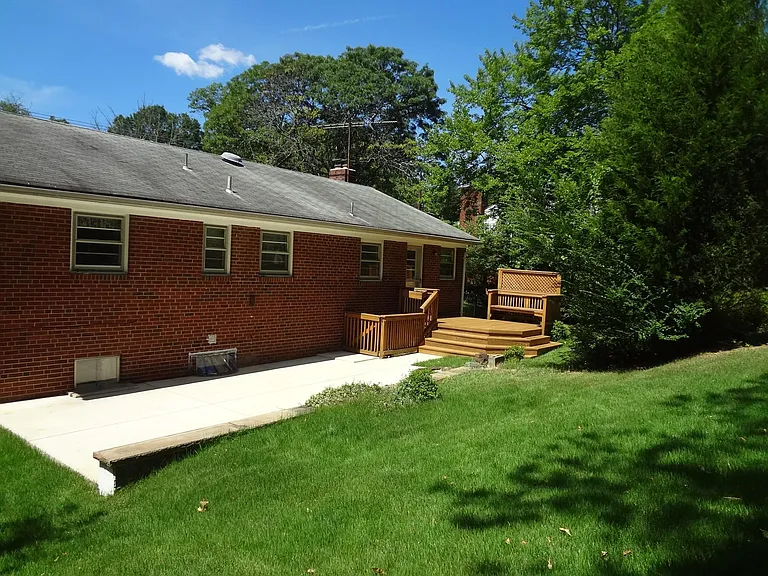 1819 Westmoreland St — Photo 25
