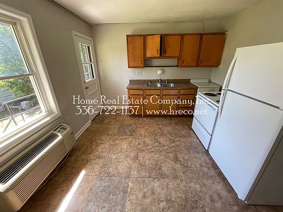 2nd image of 603 W 23rd St APT D