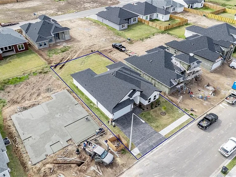 1013 Magnolia St — Photo 6
