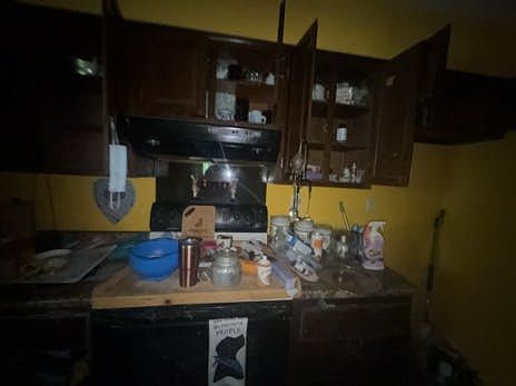 4th image of 12806 Deer Trail Ln