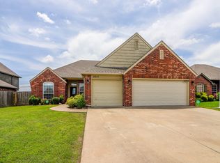 2213 E Princeton St, Broken Arrow, OK 74012