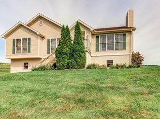 10240 Manor Rd NE, Minerva, OH 44657