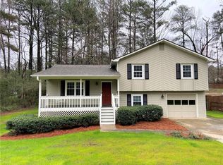 3135 Barrett Ct, Powder Springs, GA 30127