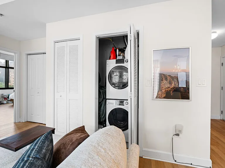 610 Newark St #7A — Photo 7