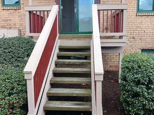 5404 Highland Ct, Wilmington, DE 19802