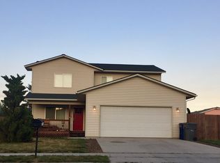 1306 Kinnikinnik Ave, Sandpoint, ID 83864