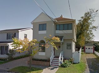 6 Cook St #A, Monmouth Beach, NJ