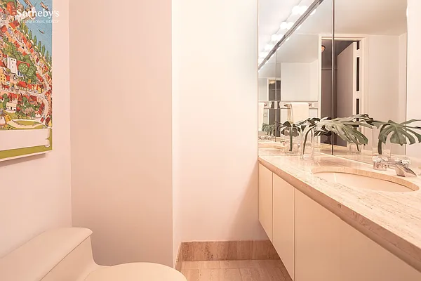 Sold by Sotheby's International Realty | media 7