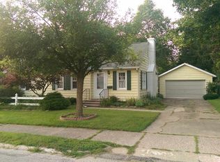 1013 Pennsylvania Ave, Plymouth, IN 46563