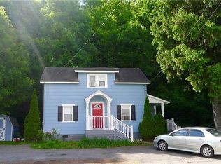 18 Randall St, Florida, NY 10921