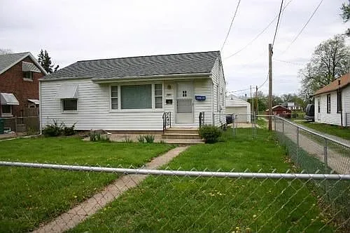 2905 W Kenwood Ave photo 1