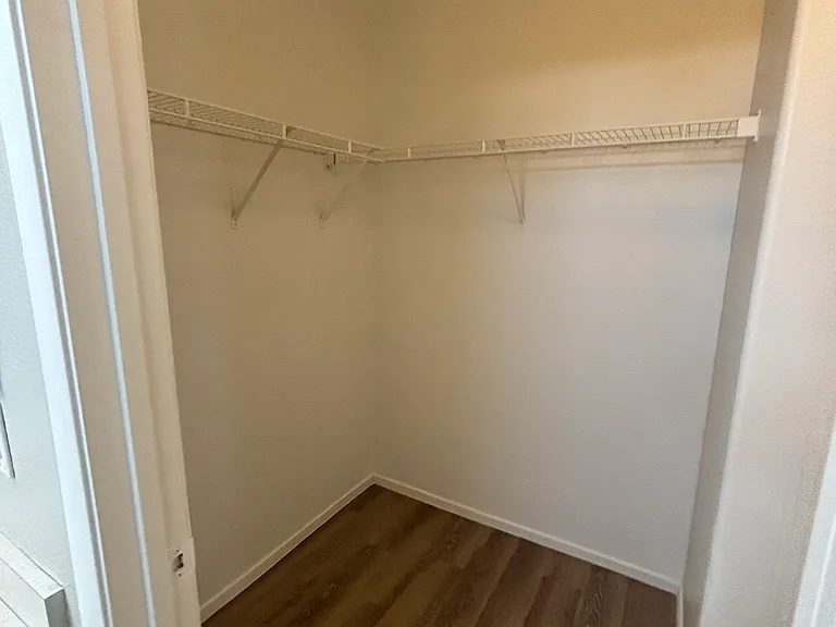 6081 Las Nubes Dr — Photo 12