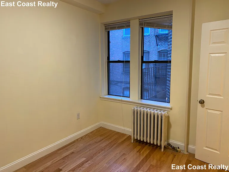 24 Phillips St #12 — Photo 5