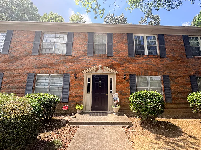 2050 Montreat Pkwy #A — Photo 5