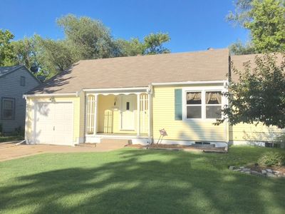 944 N Ridgewood Dr, Wichita, KS, 67208
