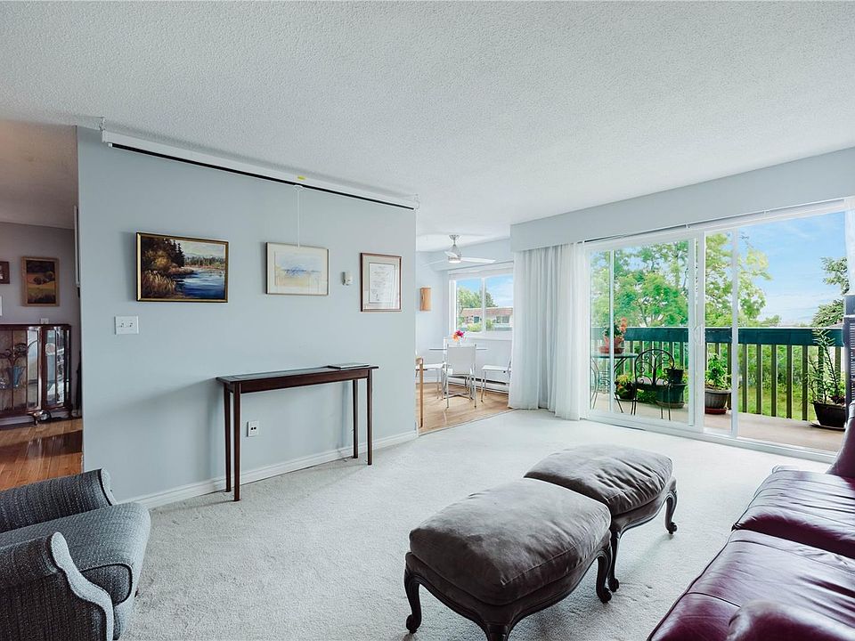 1st image of 1012 Collinson St #404