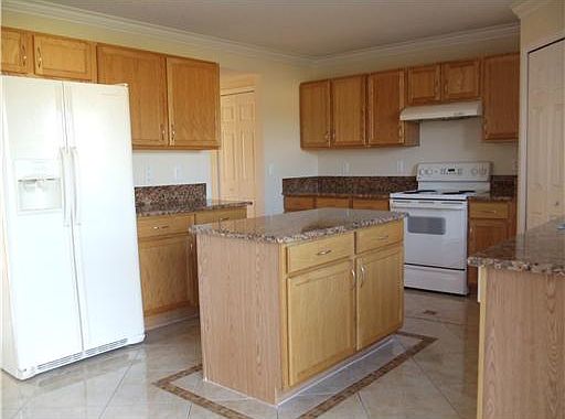 5th image of 5216 NW West Piper Cir