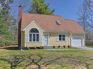 14 Sarah Lawrence Rd, Sandwich, MA 02563