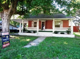 363 N High St, Puxico, MO 63960