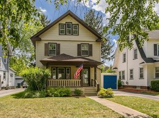 347 Farmington Rd, Rochester, NY 14609