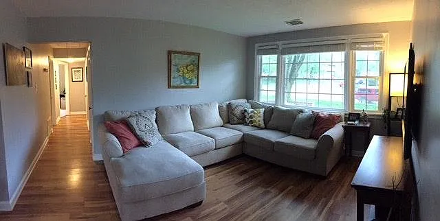 3 bed, 1254 sqft, $3,150 — Photo 4