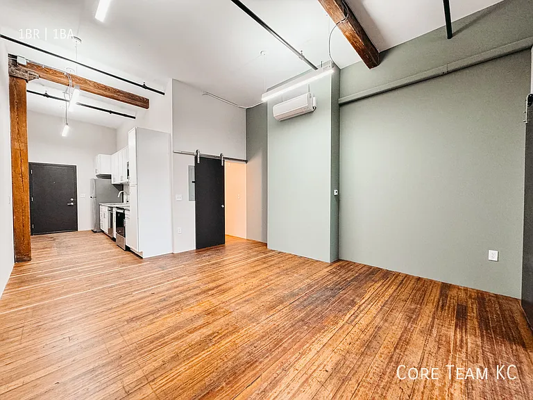 Harvey Dutton Lofts — Photo 32