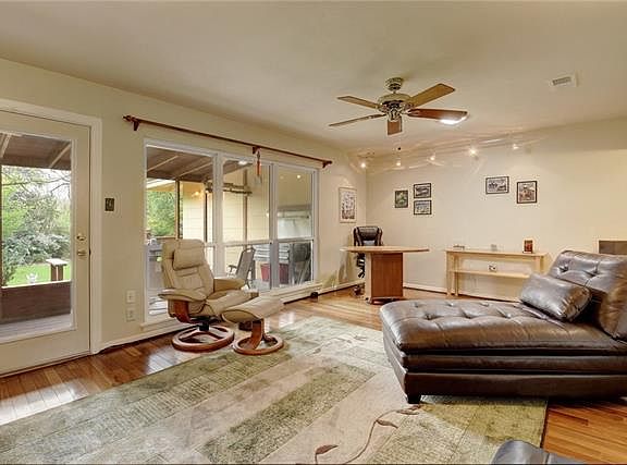 2nd image of 4905 Finley Dr