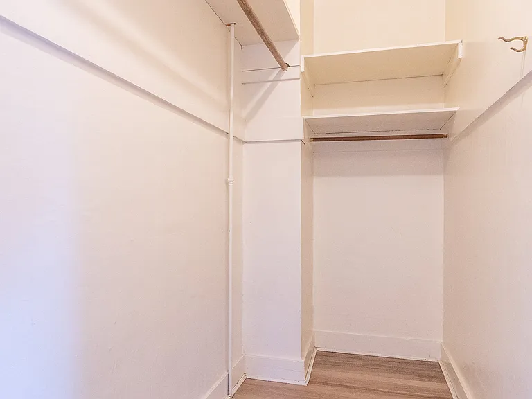 4435 SE Belmont St #11 — Photo 7