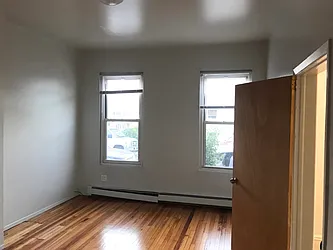 Rented by Metroline Realty