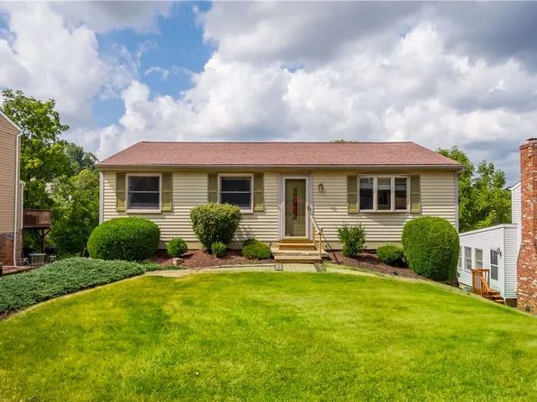 919 Hurl Dr, Pittsburgh, PA 15236